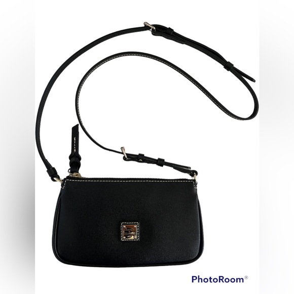 Dooney & Bourke leather crossbody. Color: Black - Picture 2 of 9
